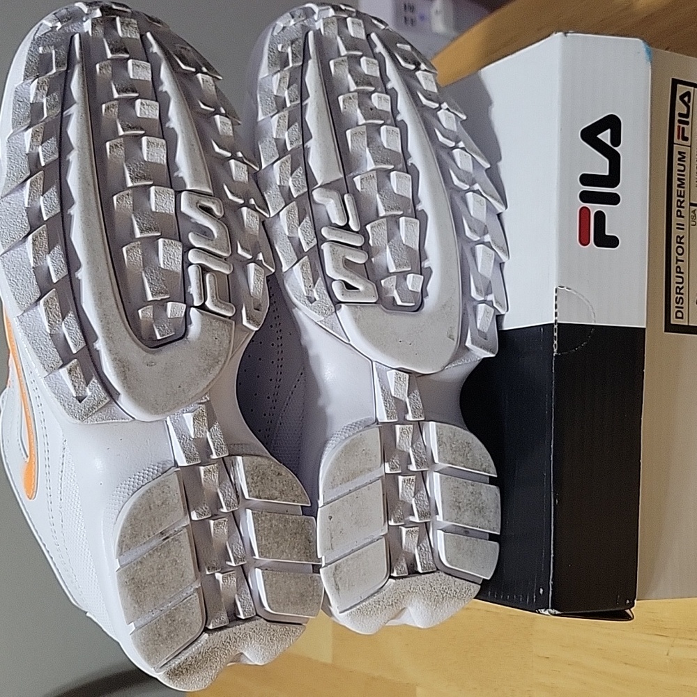 White With Orange Fila Disruptor Sneakers Like New - Picture 5 of 8